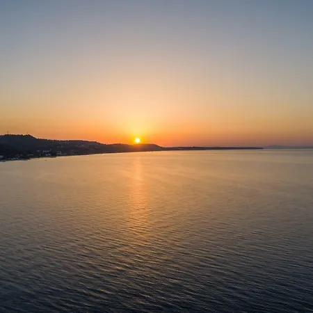 ήλιος In Ktima Gerostathi ヴィラ ポリフロノ